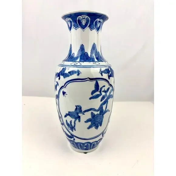 Blue & White Chinese Porcelain Vase with Floral & Bird Design‎ 11.75" - Picture 5 of 14
